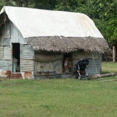 Typiskt hem på Niuatoputapu, Tonga.
